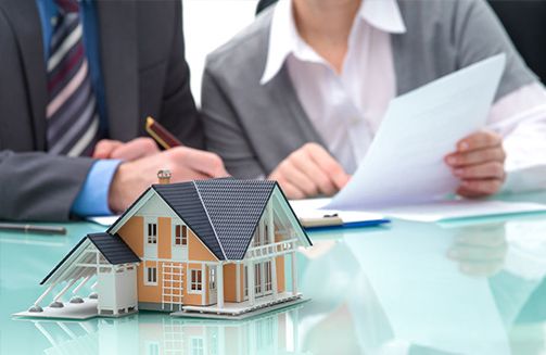 Гражданин Украины освобождается от уплаты налога при продаже недвижимости, если...